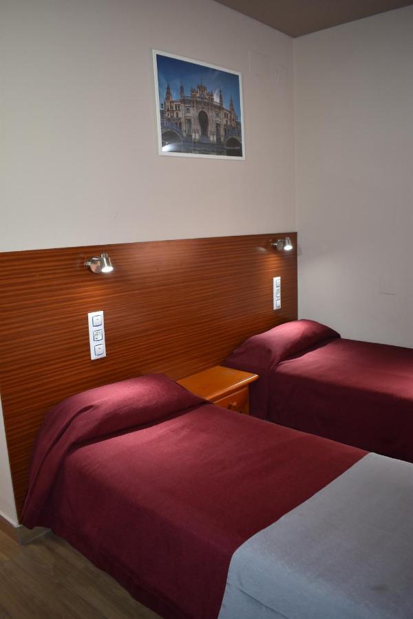 Hostal Alamare Seville Ngoại thất bức ảnh