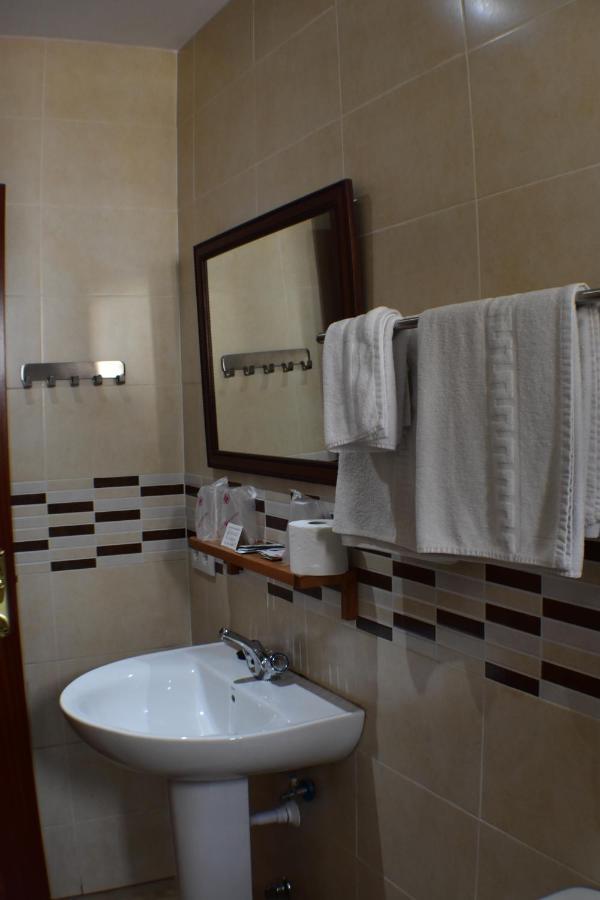 Hostal Alamare Seville Ngoại thất bức ảnh