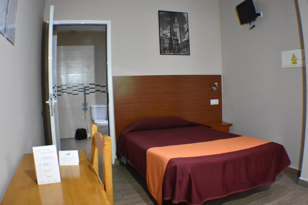 Hostal Alamare Seville Ngoại thất bức ảnh