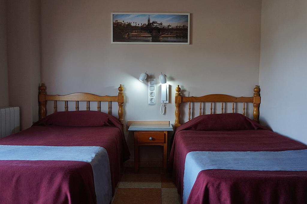 Hostal Alamare Seville Ngoại thất bức ảnh